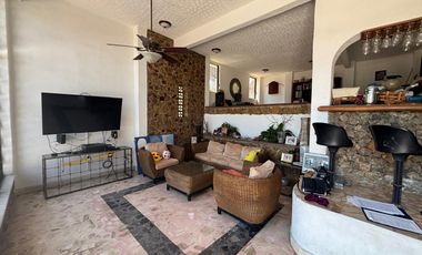 Casa en venta en Fraccionamiento Marroquín con dos frentes