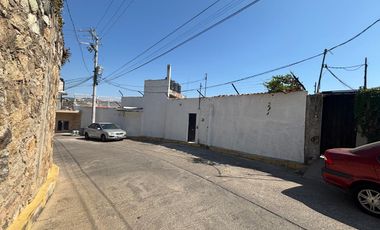 Casa en venta en Fraccionamiento Marroquín con dos frentes