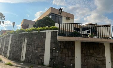 venta de casa  en Lomas de Urdesa
