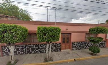 VENTA DE CASA GRANDE EN FRANCISCO I. M. 258, COL. CENTRO, ZOCOALCO, JALISCO