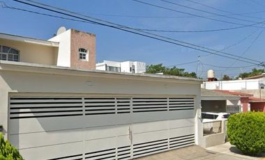 CASA EN VENTA EN MASIONES DEL REAL, CDAD GUZMAN, JALISCO
