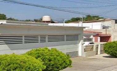 CASA EN VENTA EN MASIONES DEL REAL, CDAD GUZMAN, JALISCO