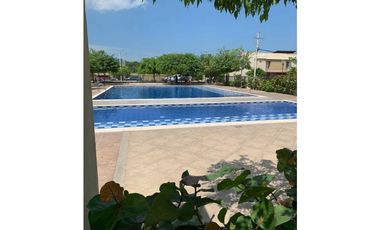 VENTA CASA EZQUINERA EN CONJUNTO CERRADO SECTOR CISNE – H. I