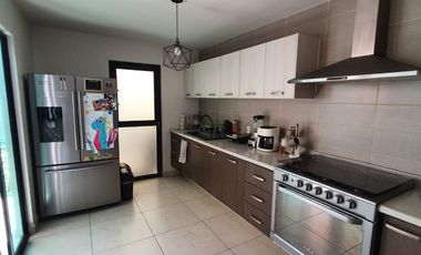 CASA EN VENTA EN SAN GERARDO