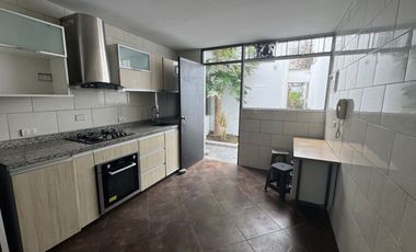 Alquiler de Casa Residencial en El Corazón de San Isidro