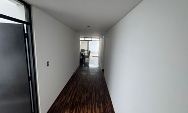 Alquiler de Casa Residencial en El Corazón de San Isidro