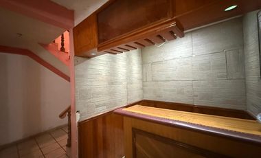 Ramos Millán: Amplia Casa