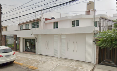 Casa en Venta Remate Bancario en Los Pirules, Tlalnepantla, Estado de México JP.