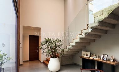 Casa en Los Frailes Residencial en Renta de Lujo, Zona Dorada Zapopan