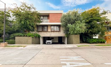 Casa en Los Frailes Residencial en Renta de Lujo, Zona Dorada Zapopan