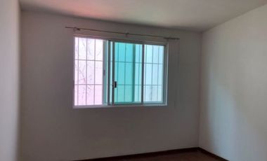 BONITA Y ESPACIOSA CASA DE REMATE   EN EXCELENTE UBICACION EN METEPEC EDO. MEX.