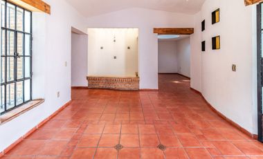 Casa en Venta, Colinas de Santa Anita. Tlajomulco de Zúñiga, Jalisco