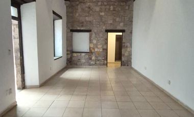 EXCELENTE PROPIEDAD COMERCIAL EN RENTA EN EL CENTRO