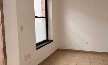 EXCELENTE PROPIEDAD COMERCIAL EN RENTA EN EL CENTRO