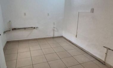 EXCELENTE PROPIEDAD COMERCIAL EN RENTA EN EL CENTRO
