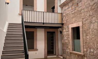 EXCELENTE PROPIEDAD COMERCIAL EN RENTA EN EL CENTRO