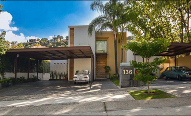 Hermosa Casa en Venta El Palomar, Tlajomulco.