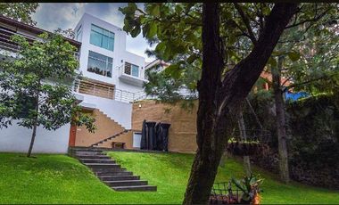 Hermosa Casa en Venta El Palomar, Tlajomulco.