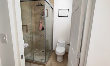 Casa ecológica  de 3 recámaras y 3 baños, con alberca en condominio, Residencial Cumbres Tulipanes en Xochitepec, Mor.