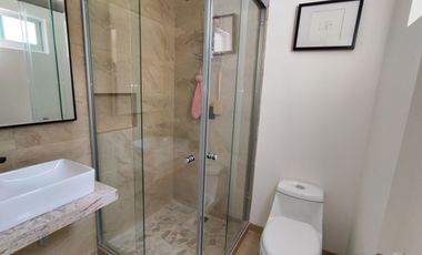 Casa ecológica  de 3 recámaras y 3 baños, con alberca en condominio, Residencial Cumbres Tulipanes en Xochitepec, Mor.
