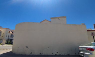 CASA EN VENTA PARA INVERSIONISTAS AL SUR A 2 MIN DE AV MAHATMA GANDHI, CERCA DE NISSAN