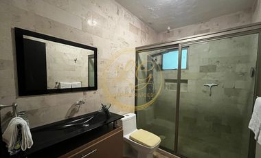 CASA EN VENTA DE 5 RECÁMARAS, EN RIVIERA VERACRUZANA