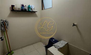 CASA EN VENTA DE 5 RECÁMARAS, EN RIVIERA VERACRUZANA