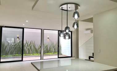 Hermosa Casa en Venta Valle Imperial, Zapopan