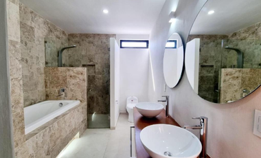 Hermosa Casa en Venta Valle Imperial, Zapopan