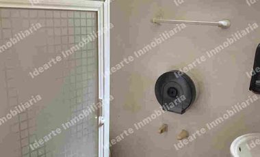 Casa en venta para remodelar en Romero de Terrenos.