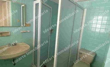 Casa en venta para remodelar en Romero de Terrenos.