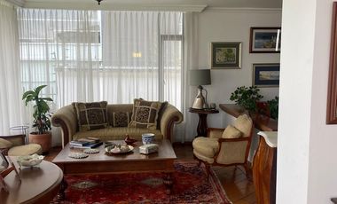 Casa en Venta en Quito (Bellavista), Excelente Distribución