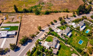 Oportunidad Terreno en las Brisas de Chicureo