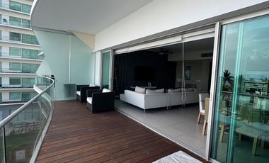 Departamento de lujo en venta en Icon, Puerto Vallarta.