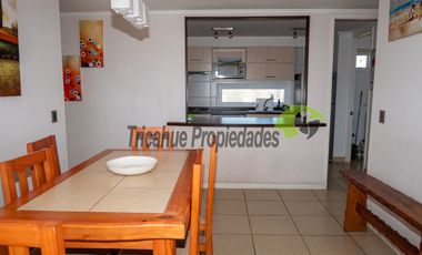 Arriendo año corrido, hermoso depto amoblado primera línea playa La Herradura. 3D y 2B. $800.000