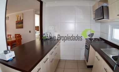 Arriendo año corrido, hermoso depto amoblado primera línea playa La Herradura. 3D y 2B. $800.000