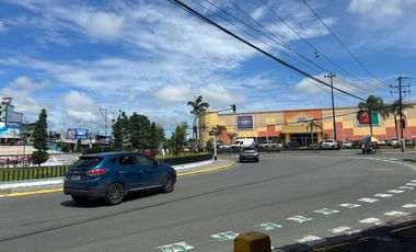 Local Comercial + 2 Departamentos + 2 Oficinas