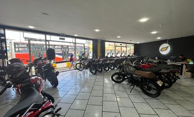 Local Comercial + 2 Departamentos + 2 Oficinas