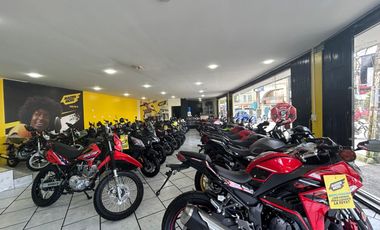 Local Comercial + 2 Departamentos + 2 Oficinas