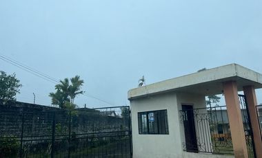 Galpón en La Av Quito