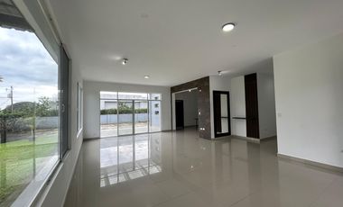 Casa en El Tenis Club