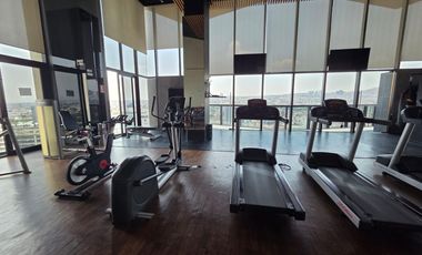 Departamento amueblado en renta en Torre Adamant