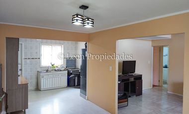 Leon Propiedades vende parcela con casa en Alhué, Curacaví.