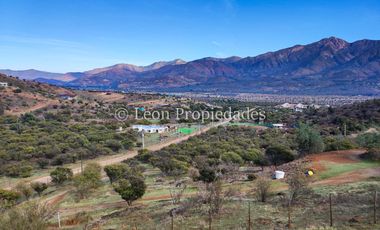 Leon Propiedades vende parcela con casa en Alhué, Curacaví.