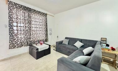 venta de casa en col Juan Pablo cerca de arboleda de jacarandás por periferico
