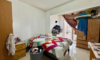 venta de casa en col Juan Pablo cerca de arboleda de jacarandás por periferico