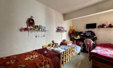 venta de casa en col Juan Pablo cerca de arboleda de jacarandás por periferico