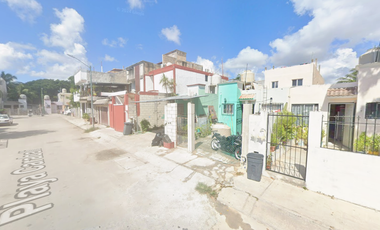 Casa en calle Playa Carabalí, Playa del Carmen, Quintana Roo, México ¡NO CRÉDITOS!