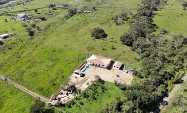 SE VENDE LOTE EN VEREDA CORALINA MONIQUIRA - BOYACA