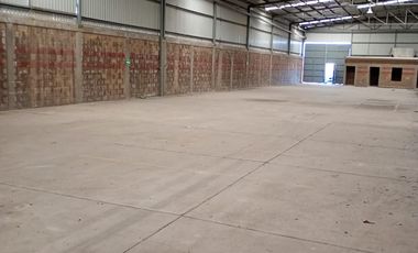 BODEGA EN RENTA EN CALLE PRINCIPAL DE EJIDO ARANDAS IRAPUATO